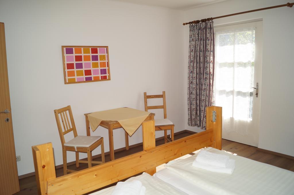 שטרובל Hotel Youhey Am Wolfgangsee מראה חיצוני תמונה